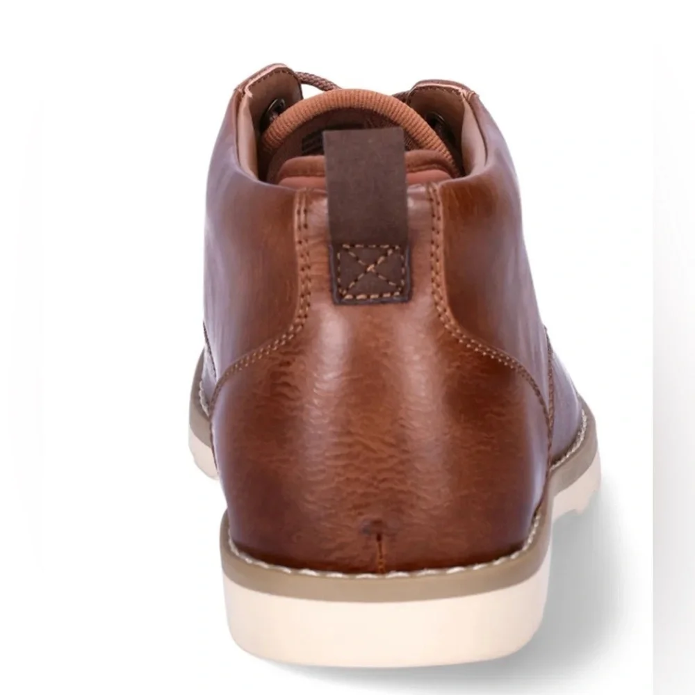 Madden NYC Men’s Hoffman Chukka Boots New With tags size 11